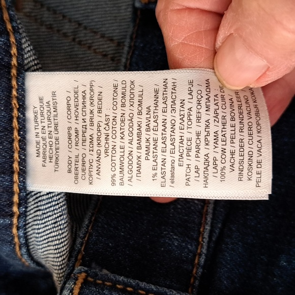 Polo Ralph Lauren Boot Jean sz28 EUC in a Medium dark wash. - Picture 13 of 14